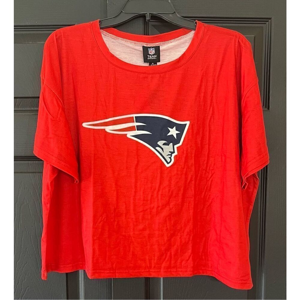 FOCO Women's NFL Team Logo Ladies Fashion Shirt